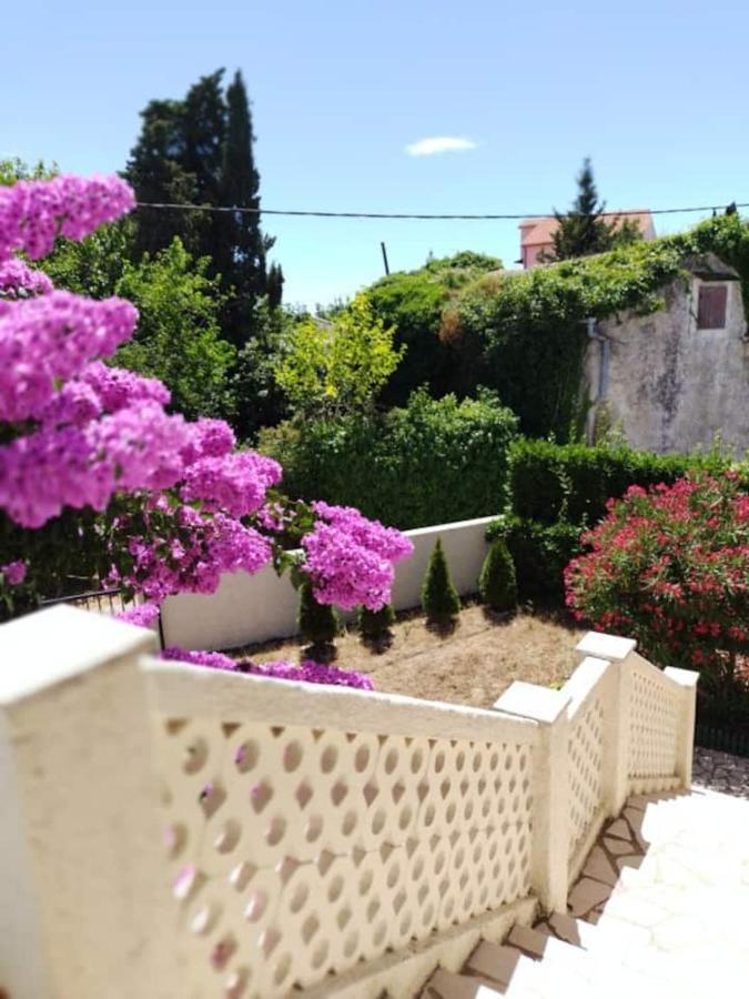 Villa Kadinela, 200M From Kamenjak, Huge Quiet Garden With Barbecue, 2 New Kitchens Premantura Εξωτερικό φωτογραφία